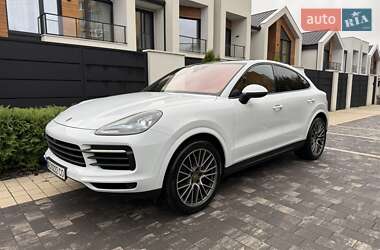 Внедорожник / Кроссовер Porsche Cayenne 2022 в 