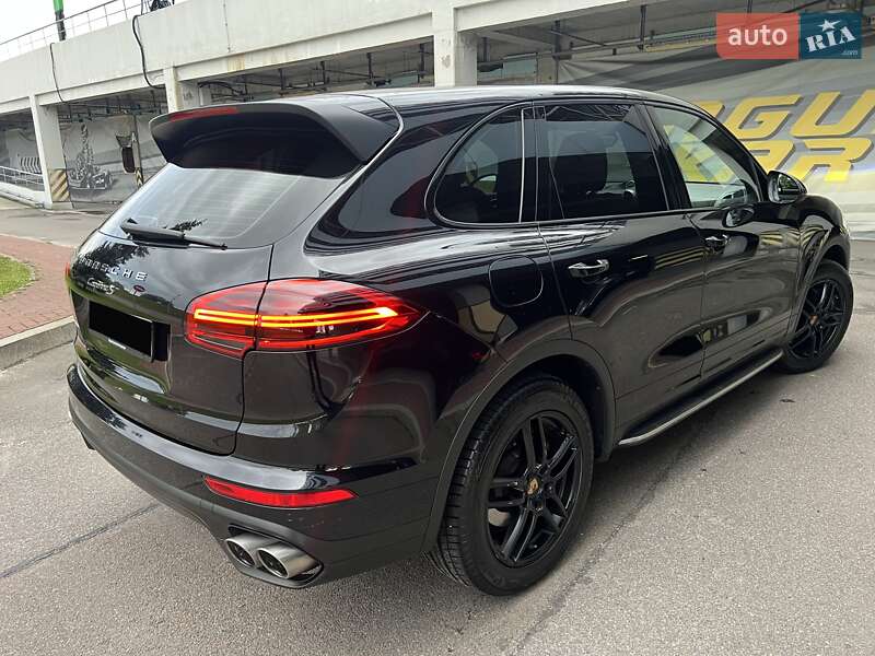 Позашляховик / Кросовер Porsche Cayenne 2015 в Києві фото 2 Позашляховик / Кросовер Porsche Cayenne 2015 в Києві