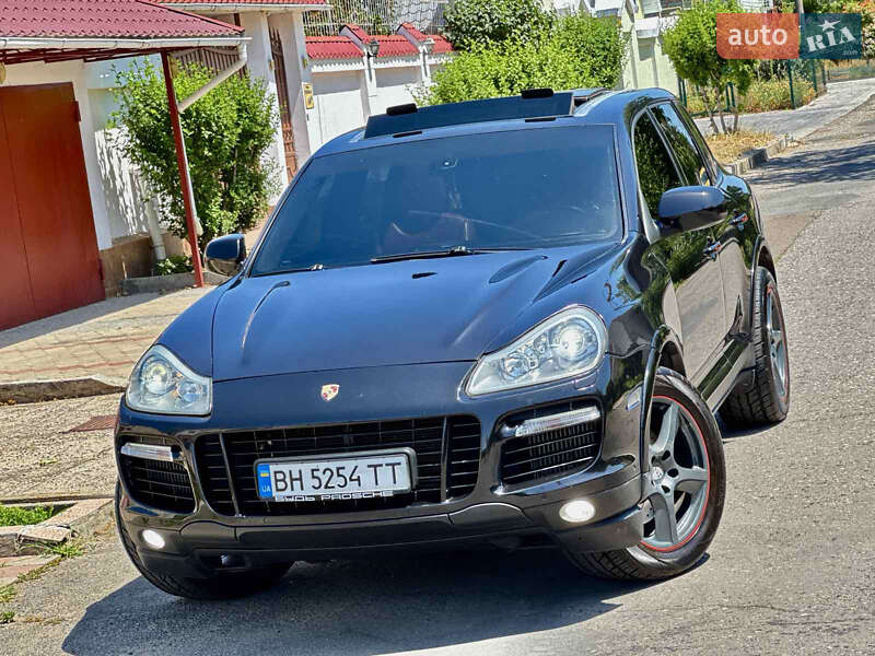 Позашляховик / Кросовер Porsche Cayenne 2007 в 