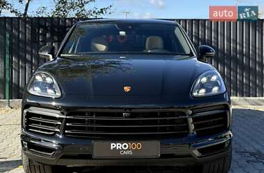 Позашляховик / Кросовер Porsche Cayenne 2022 в 