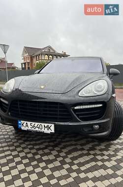 Позашляховик / Кросовер Porsche Cayenne 2010 в 