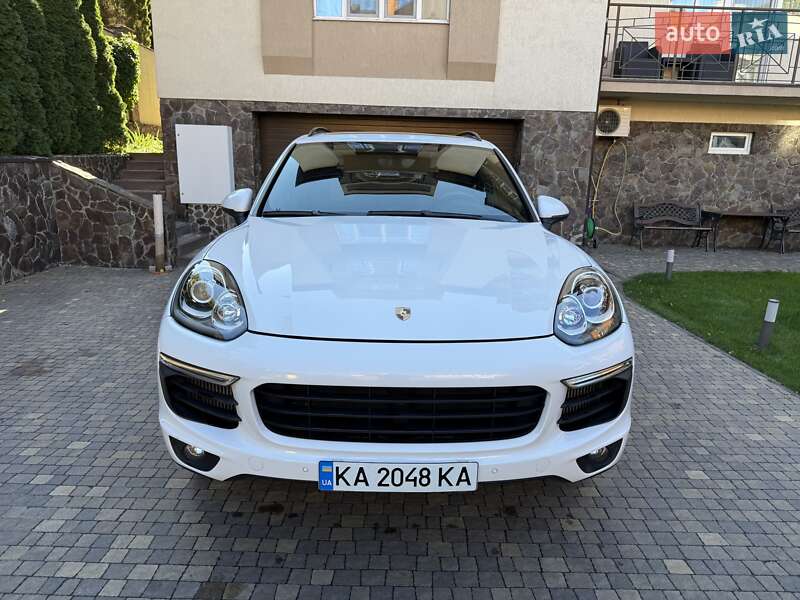 Внедорожник / Кроссовер Porsche Cayenne 2017 в Киеве фото 5 Внедорожник / Кроссовер Porsche Cayenne 2017 в Киеве
