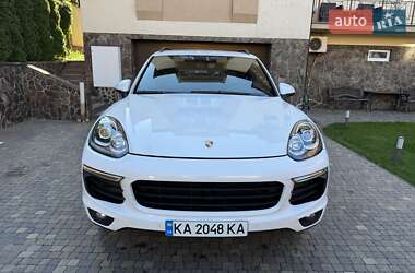 Позашляховик / Кросовер Porsche Cayenne 2017 в 