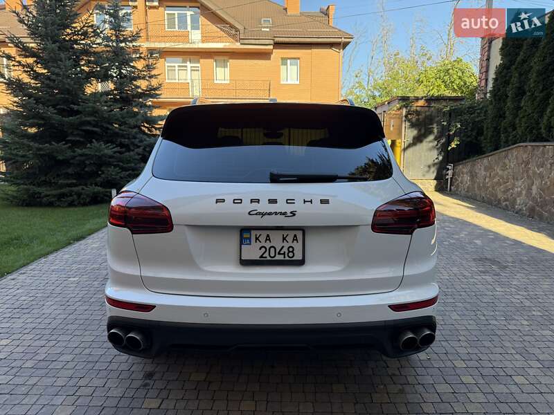 Внедорожник / Кроссовер Porsche Cayenne 2017 в Киеве фото 13 Внедорожник / Кроссовер Porsche Cayenne 2017 в Киеве