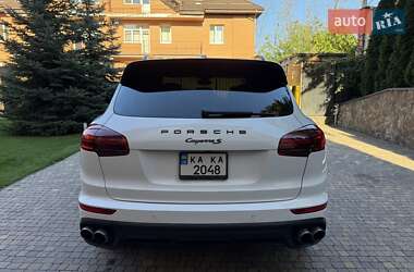 Позашляховик / Кросовер Porsche Cayenne 2017 в 
