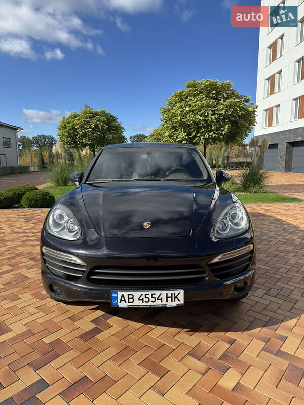 Позашляховик / Кросовер Porsche Cayenne 2012 в Вінниці