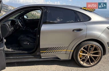 Внедорожник / Кроссовер Porsche Cayenne 2023 в 