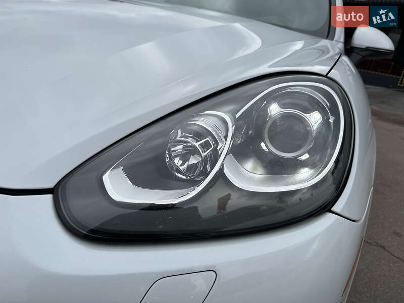 Внедорожник / Кроссовер Porsche Cayenne 2017 в Житомире фото 5 Внедорожник / Кроссовер Porsche Cayenne 2017 в Житомире