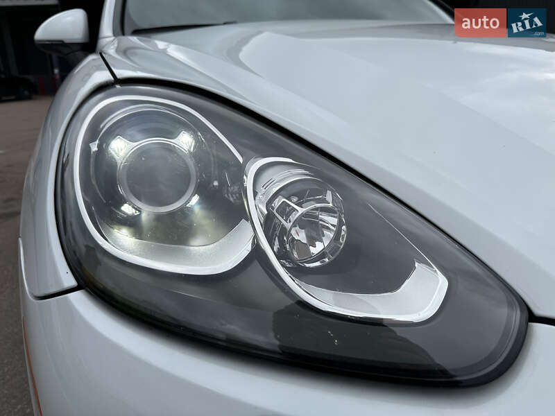 Внедорожник / Кроссовер Porsche Cayenne 2017 в Житомире фото 14 Внедорожник / Кроссовер Porsche Cayenne 2017 в Житомире