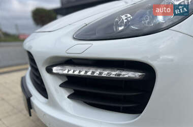 Позашляховик / Кросовер Porsche Cayenne 2013 в  фото 5 Позашляховик / Кросовер Porsche Cayenne 2013 в