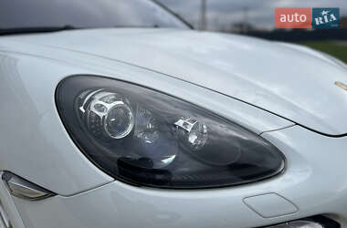 Позашляховик / Кросовер Porsche Cayenne 2013 в  фото 7 Позашляховик / Кросовер Porsche Cayenne 2013 в