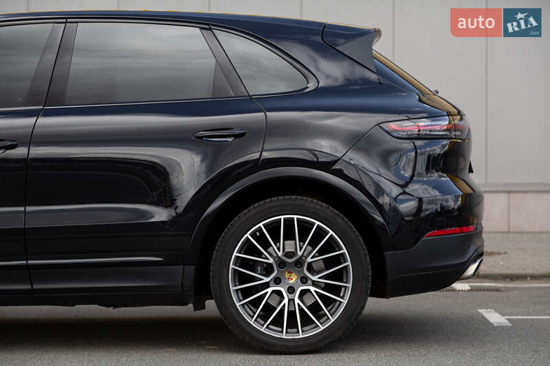 Позашляховик / Кросовер Porsche Cayenne 2020 в Києві