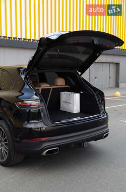 Внедорожник / Кроссовер Porsche Cayenne 2020 в 