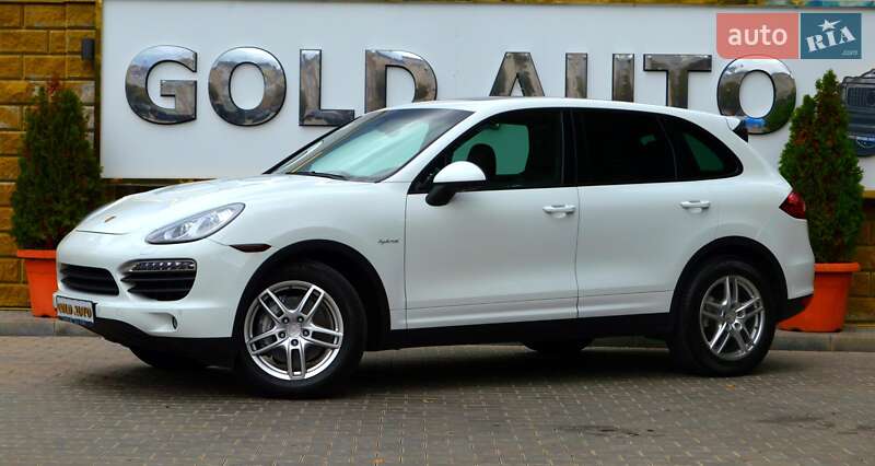 Позашляховик / Кросовер Porsche Cayenne 2012 в Одесі