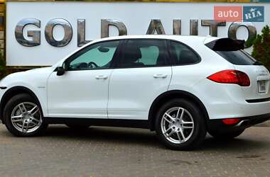 Внедорожник / Кроссовер Porsche Cayenne 2012 в 