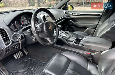 Внедорожник / Кроссовер Porsche Cayenne 2014 в 