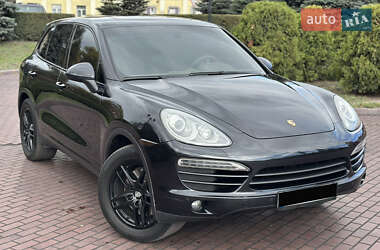 Внедорожник / Кроссовер Porsche Cayenne 2012 в 