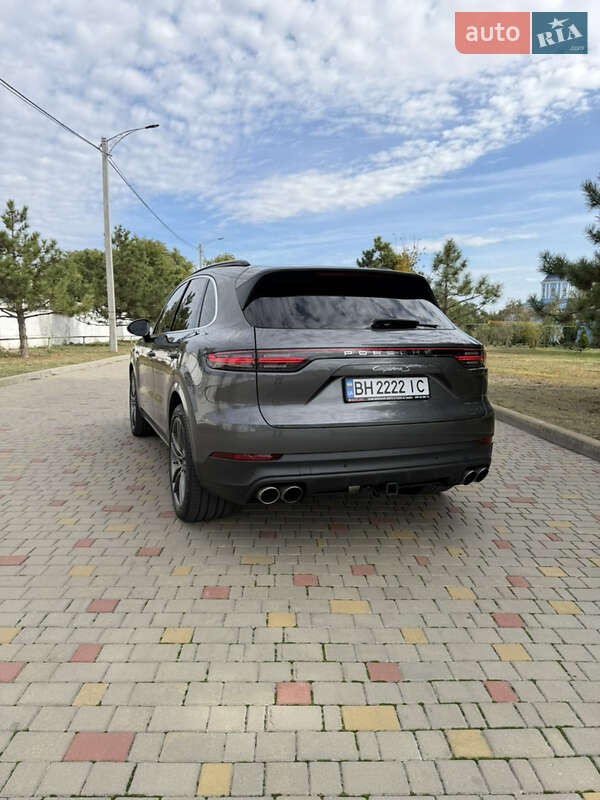 Внедорожник / Кроссовер Porsche Cayenne 2020 в Измаиле