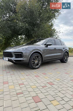 Позашляховик / Кросовер Porsche Cayenne 2020 в 