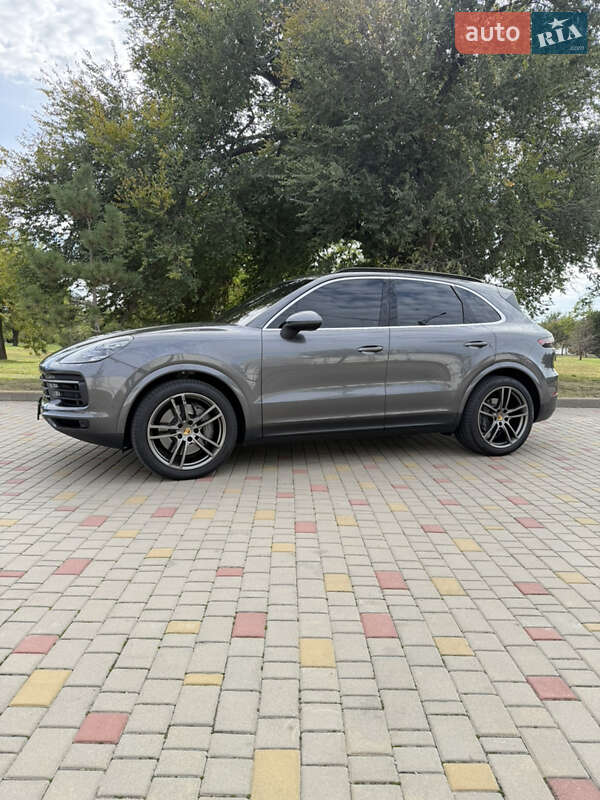Внедорожник / Кроссовер Porsche Cayenne 2020 в Измаиле