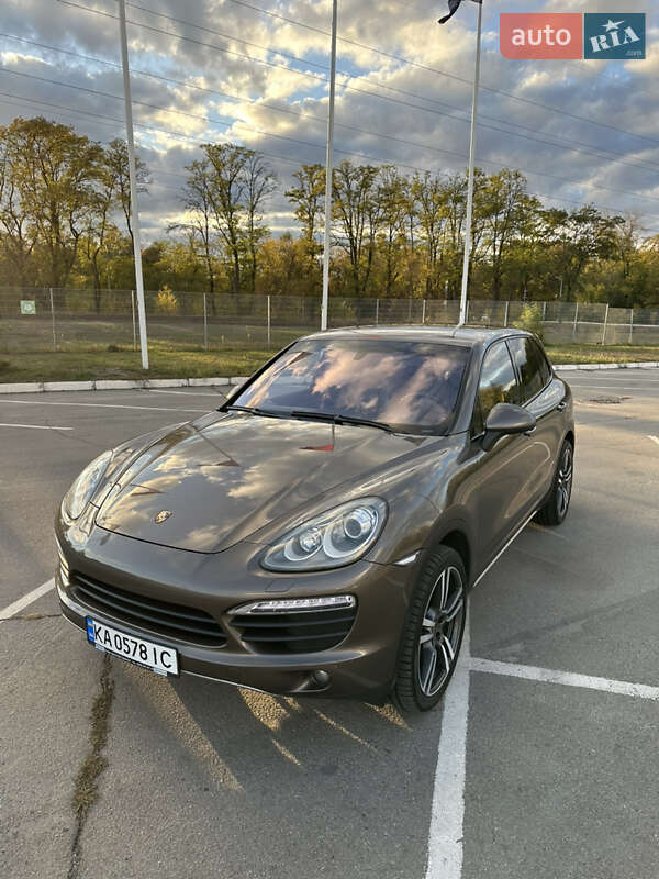 Внедорожник / Кроссовер Porsche Cayenne 2011 в Запорожье фото 11 Внедорожник / Кроссовер Porsche Cayenne 2011 в Запорожье
