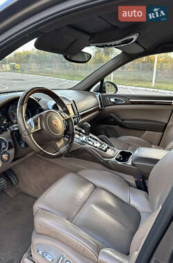 Позашляховик / Кросовер Porsche Cayenne 2011 в 