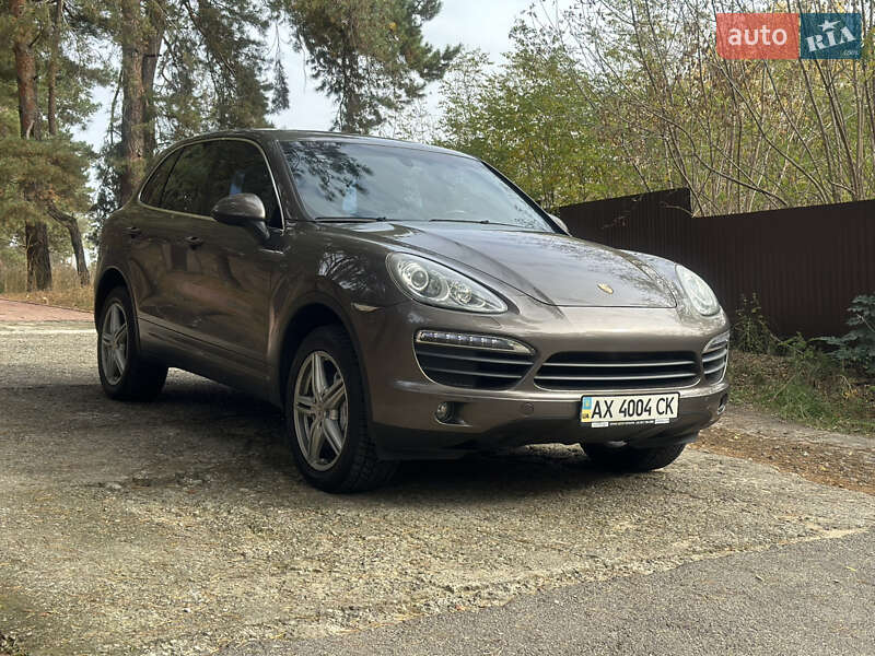 Внедорожник / Кроссовер Porsche Cayenne 2011 в Киеве фото 3 Внедорожник / Кроссовер Porsche Cayenne 2011 в Киеве