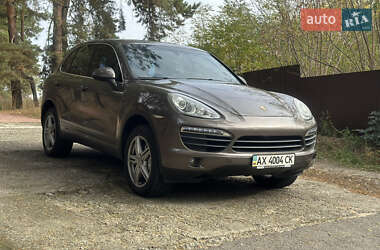 Позашляховик / Кросовер Porsche Cayenne 2011 в 