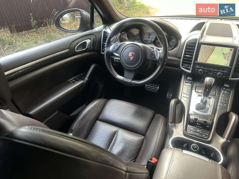 Внедорожник / Кроссовер Porsche Cayenne 2011 в Киеве фото 19 Внедорожник / Кроссовер Porsche Cayenne 2011 в Киеве
