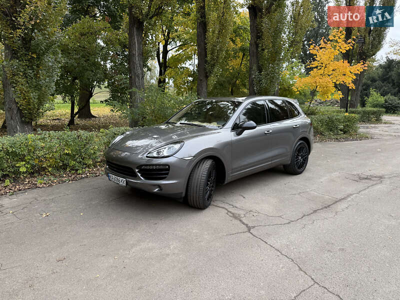 Porsche Cayenne 2012 Porsche Cayenne 2012