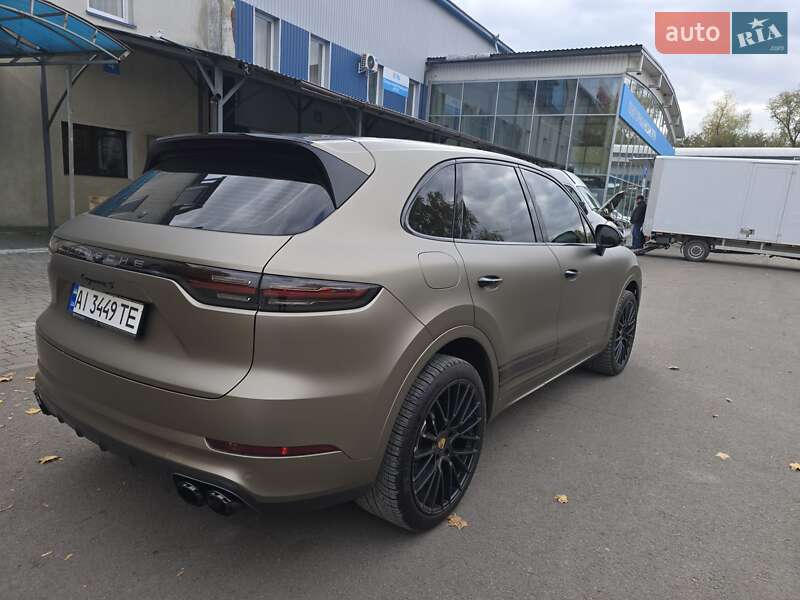 Позашляховик / Кросовер Porsche Cayenne 2018 в Івано-Франківську