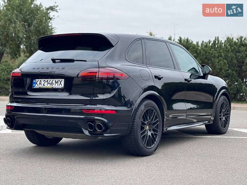 Внедорожник / Кроссовер Porsche Cayenne 2017 в Киеве