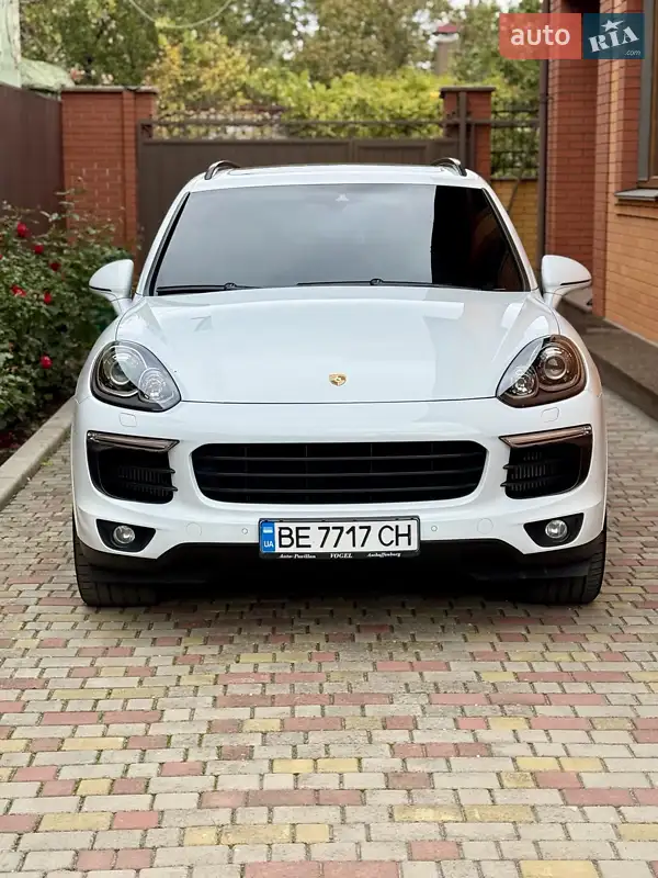 Porsche Cayenne 2016