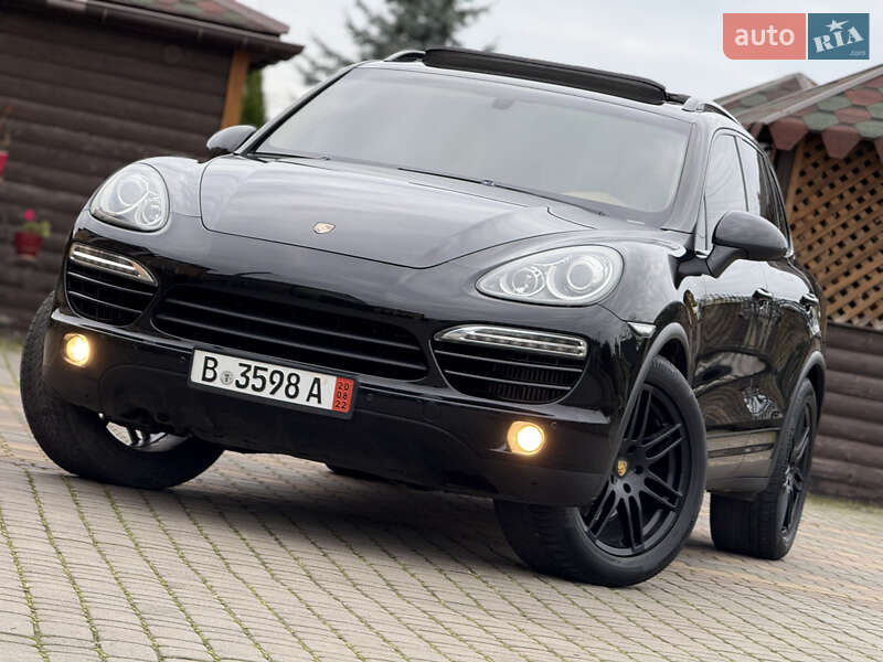 Внедорожник / Кроссовер Porsche Cayenne 2012 в Самборе