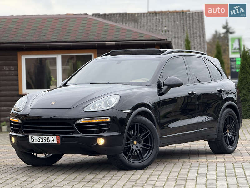 Внедорожник / Кроссовер Porsche Cayenne 2012 в Самборе