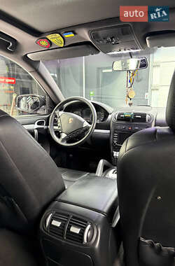 Внедорожник / Кроссовер Porsche Cayenne 2008 в 