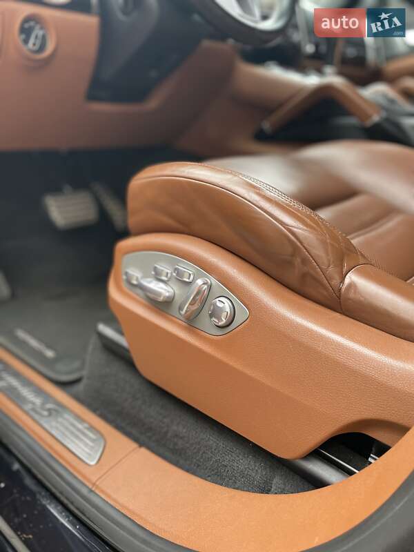 Внедорожник / Кроссовер Porsche Cayenne 2016 в Черкассах