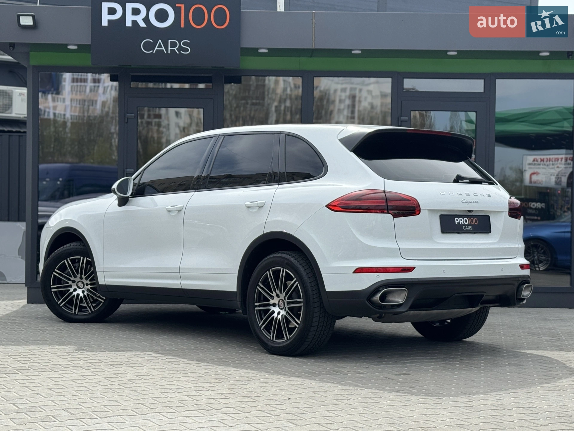 2016 Porsche Cayenne - мініатюра 13