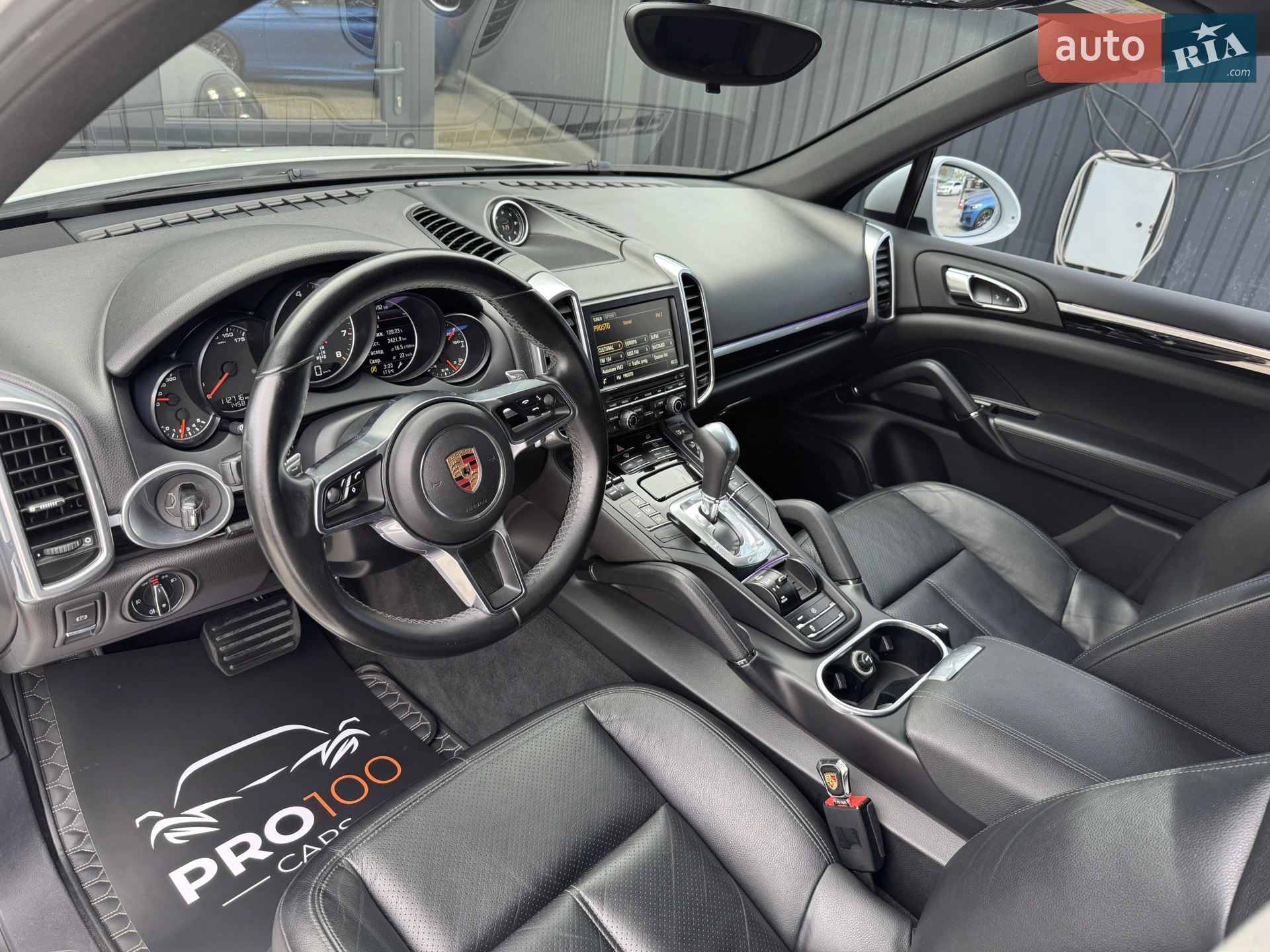 2016 Porsche Cayenne - мініатюра 16