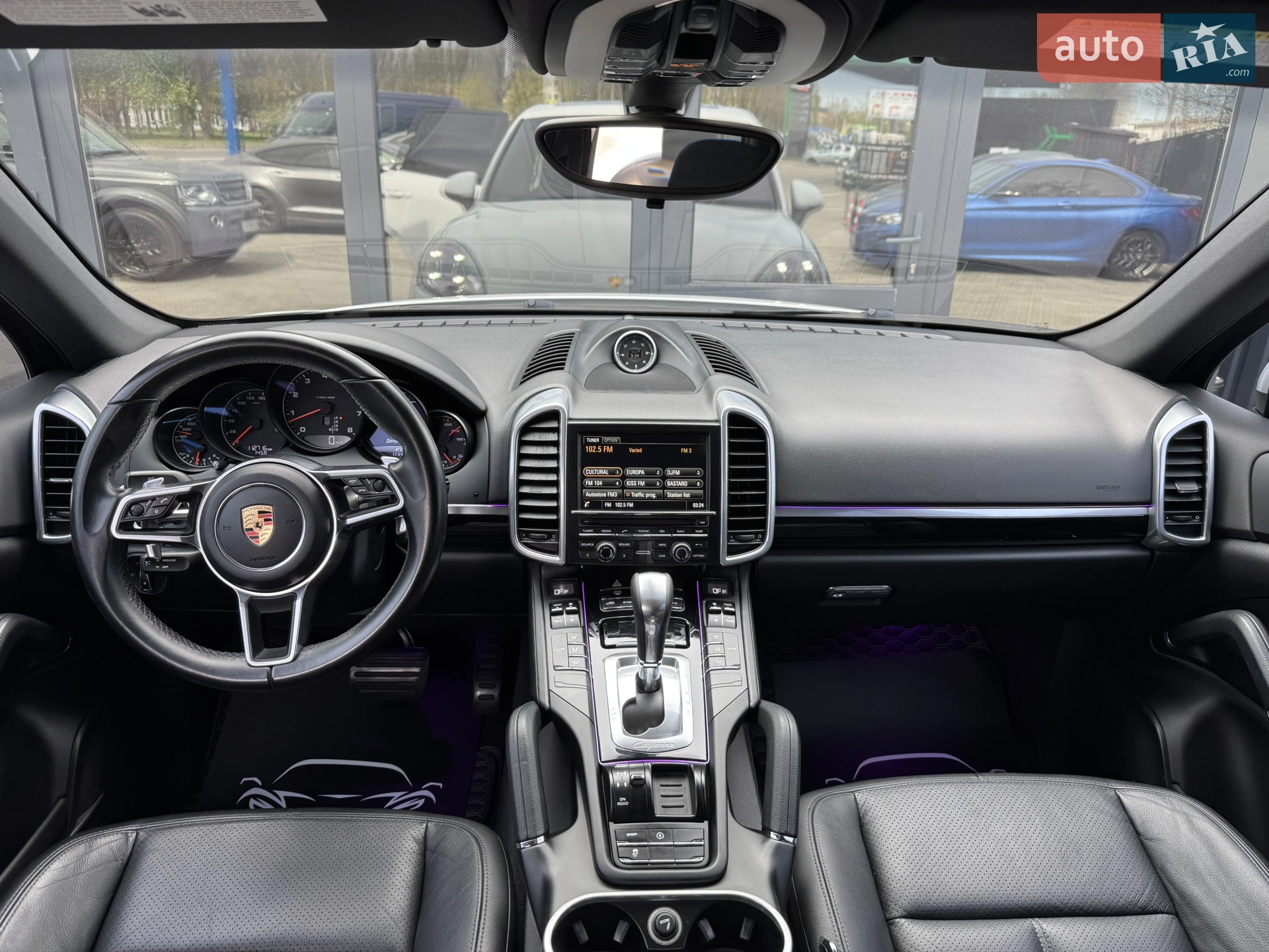 2016 Porsche Cayenne - мініатюра 21