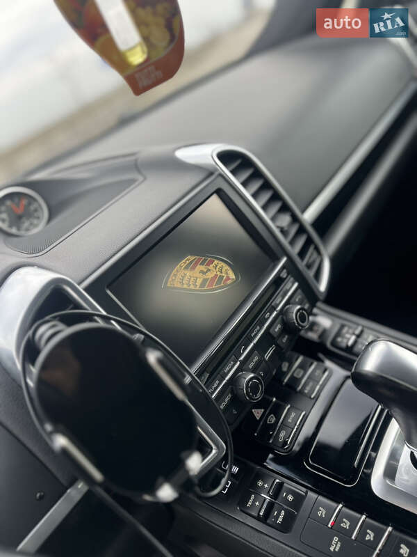 Позашляховик / Кросовер Porsche Cayenne 2014 в Черкасах
