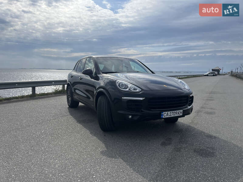 Позашляховик / Кросовер Porsche Cayenne 2014 в Черкасах