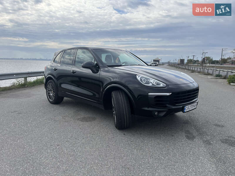 Позашляховик / Кросовер Porsche Cayenne 2014 в Черкасах