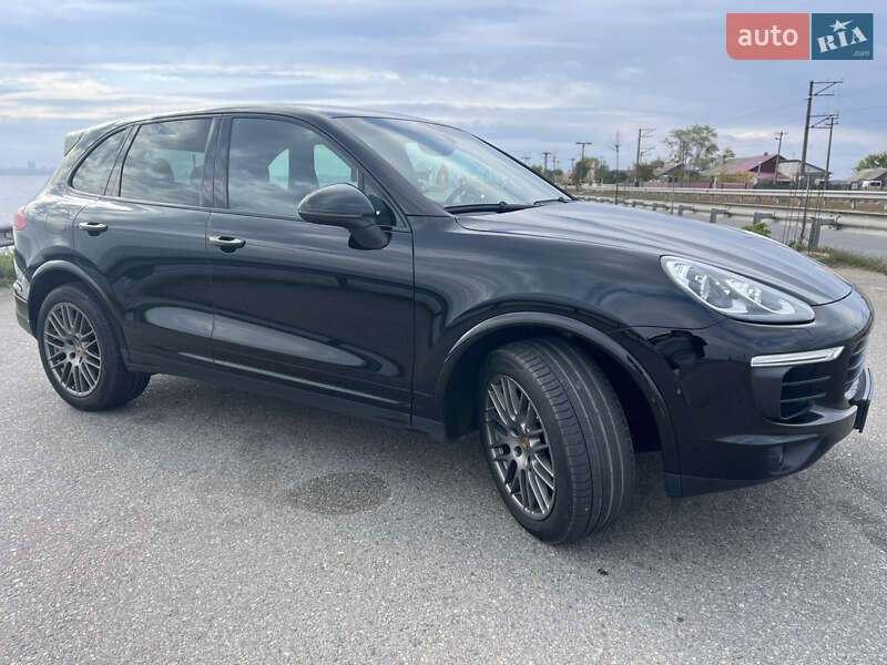 Позашляховик / Кросовер Porsche Cayenne 2014 в Черкасах