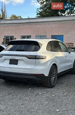 Позашляховик / Кросовер Porsche Cayenne 2022 в Одесі