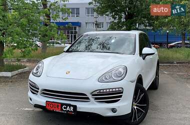 Позашляховик / Кросовер Porsche Cayenne 2014 в  фото 8 Позашляховик / Кросовер Porsche Cayenne 2014 в