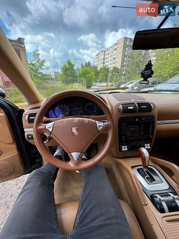 Внедорожник / Кроссовер Porsche Cayenne 2005 в Одессе