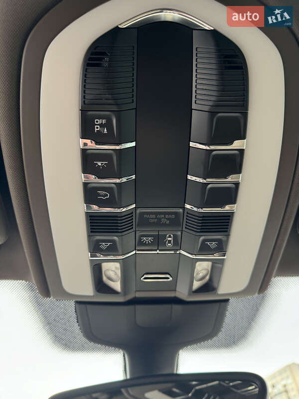 Позашляховик / Кросовер Porsche Cayenne 2012 в Києві фото 29 Позашляховик / Кросовер Porsche Cayenne 2012 в Києві