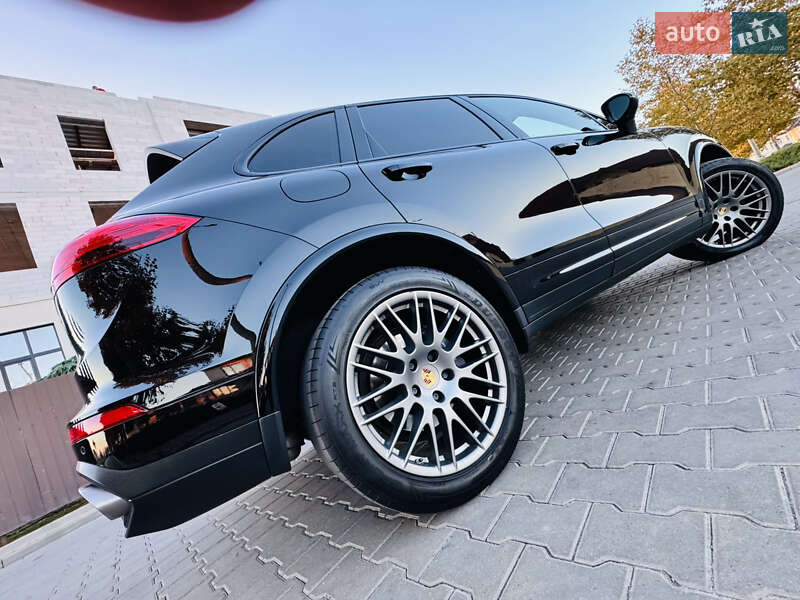 Внедорожник / Кроссовер Porsche Cayenne 2017 в Одессе фото 11 Внедорожник / Кроссовер Porsche Cayenne 2017 в Одессе