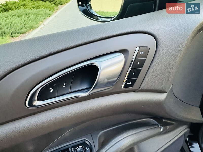 Внедорожник / Кроссовер Porsche Cayenne 2017 в Одессе фото 67 Внедорожник / Кроссовер Porsche Cayenne 2017 в Одессе